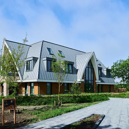 Droomsuites Texel 8 Personen By Droomvilla *